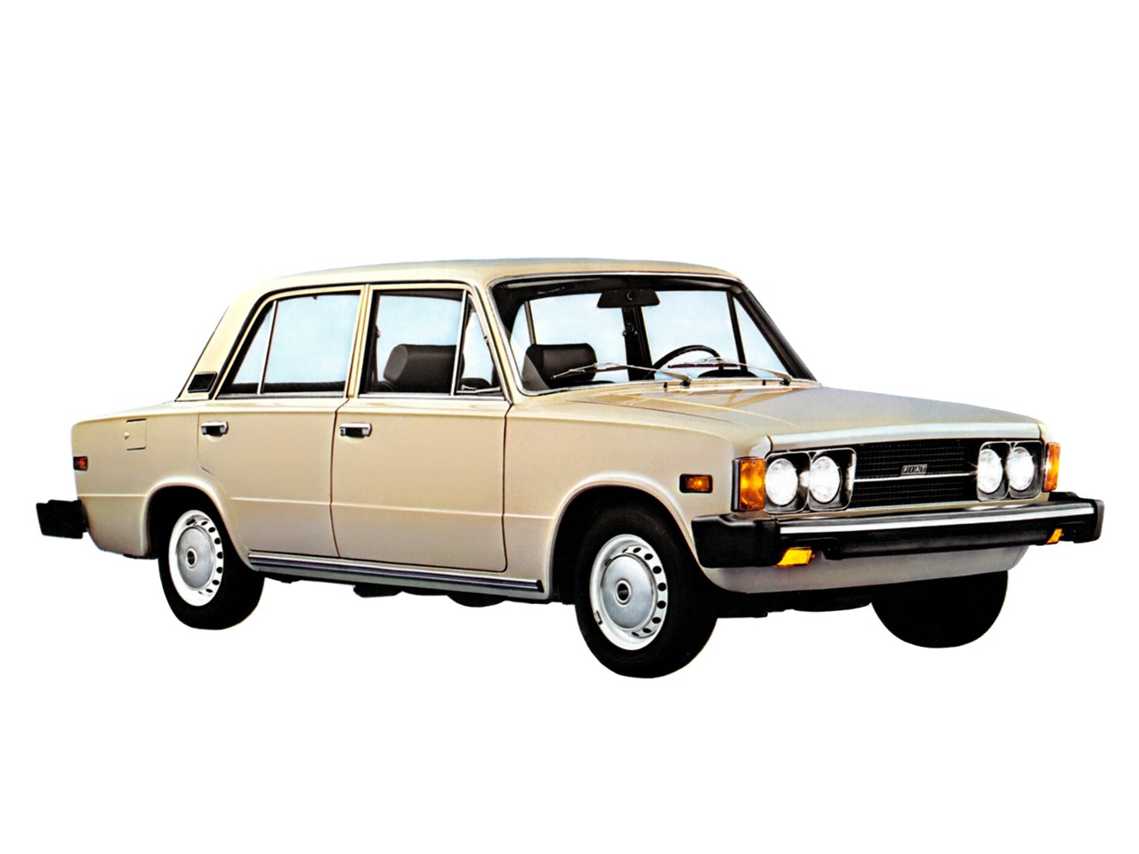 Fiat 124 Saloon photo 3