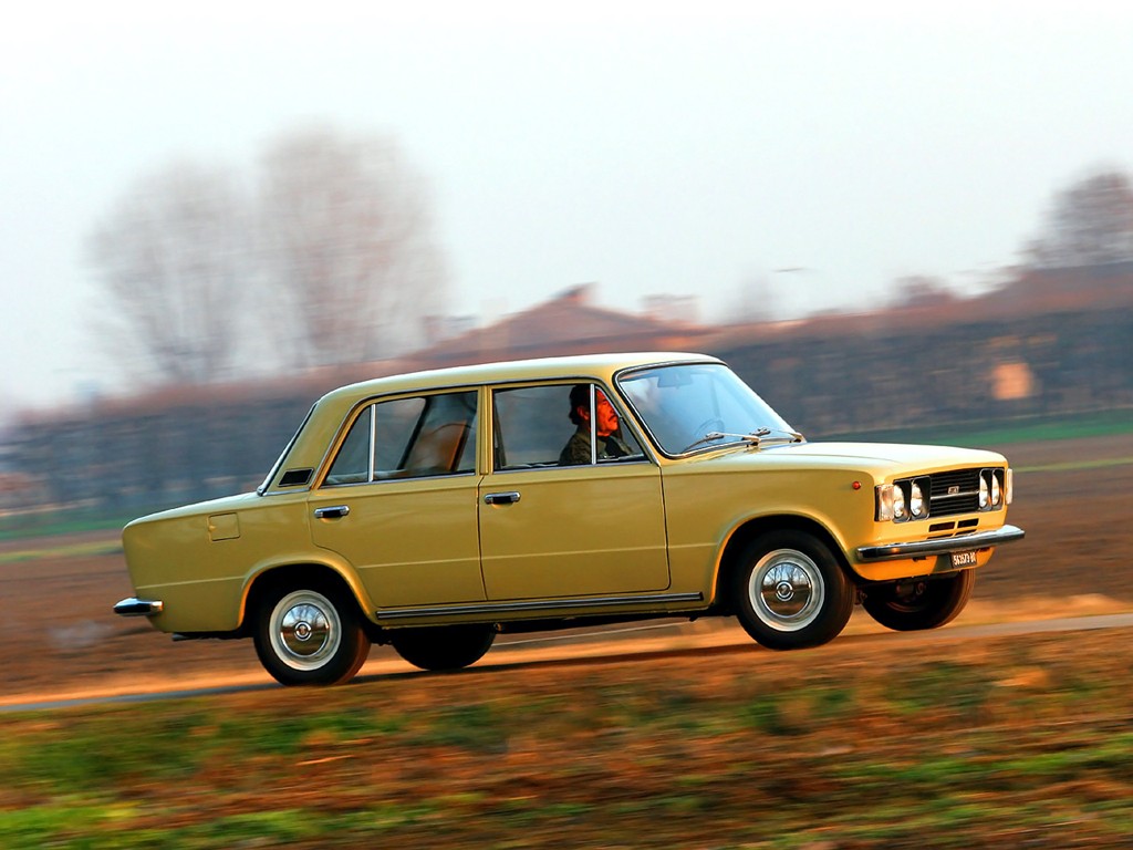 Fiat 124 Saloon photo 6