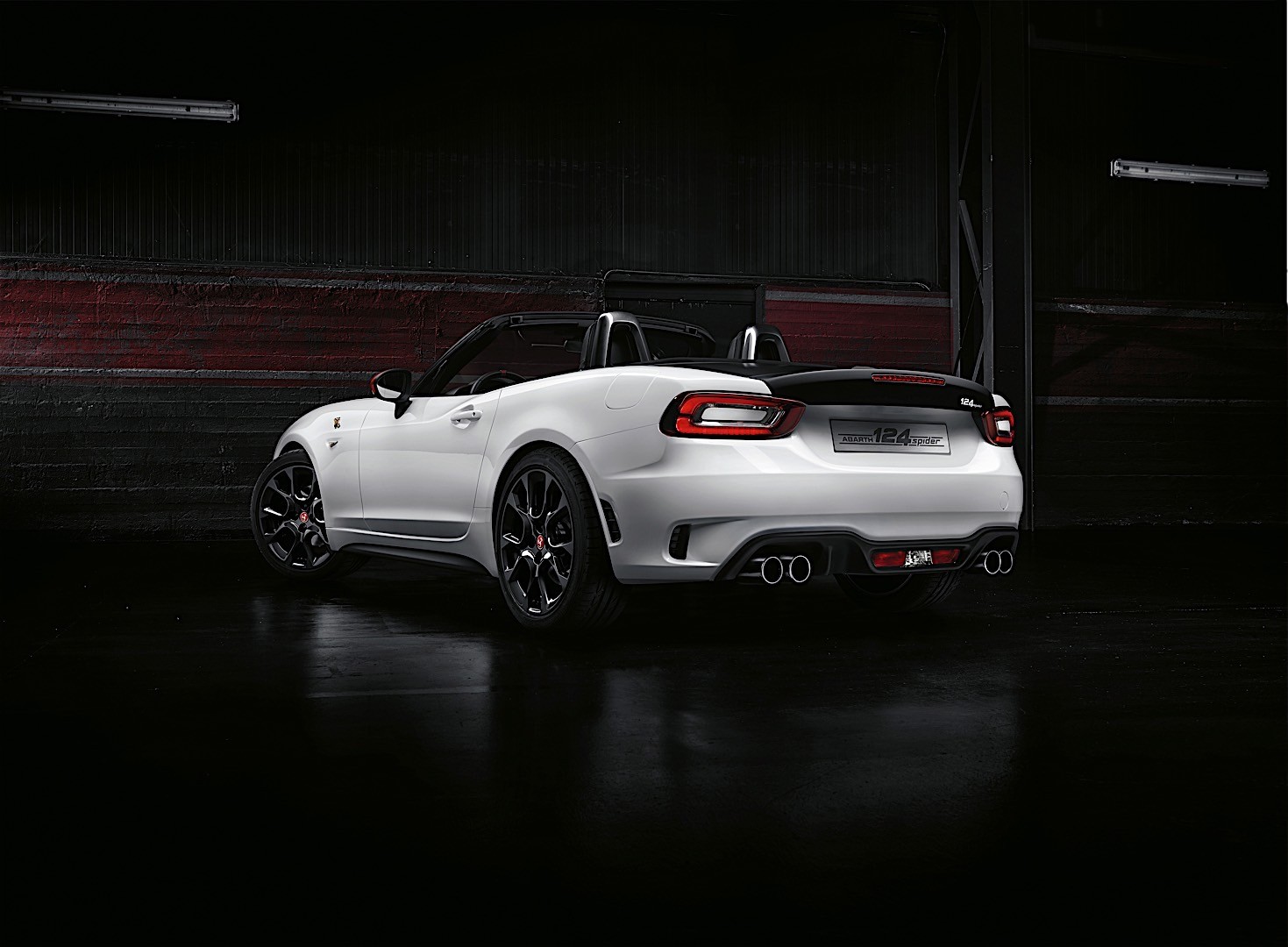 Fiat 124 Spider photo 16