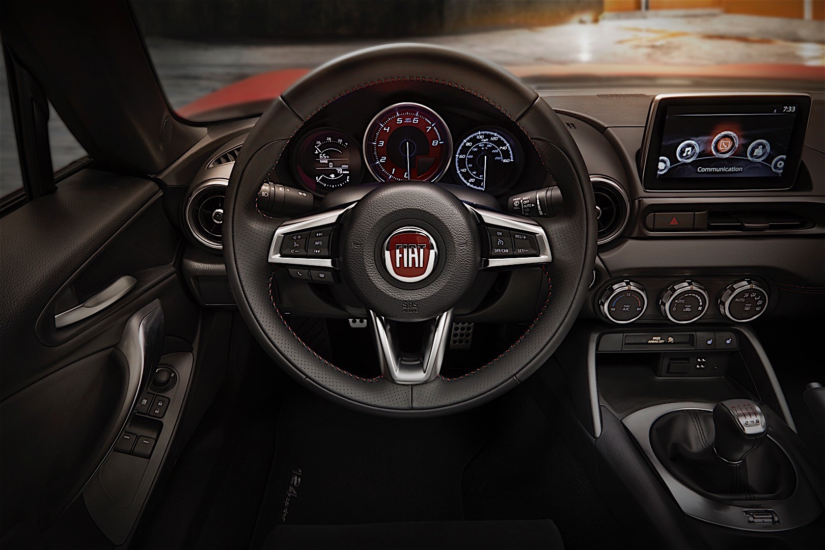 Fiat 124 Spider photo 39