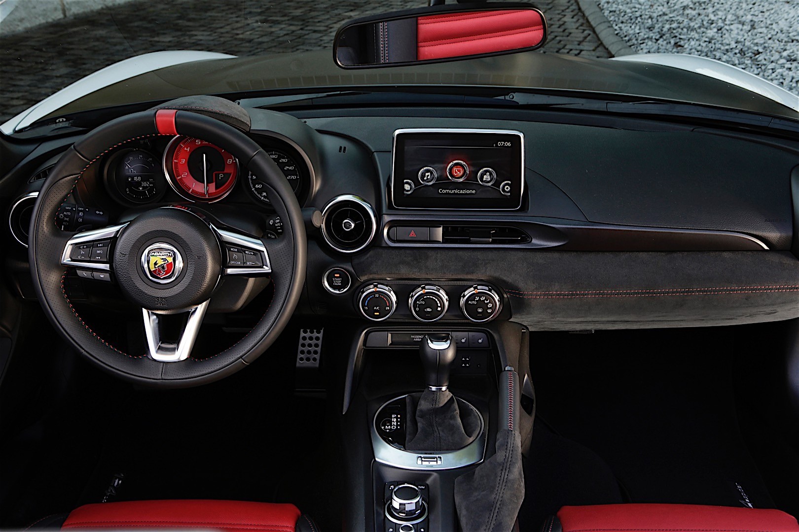 Fiat 124 Spider photo 43