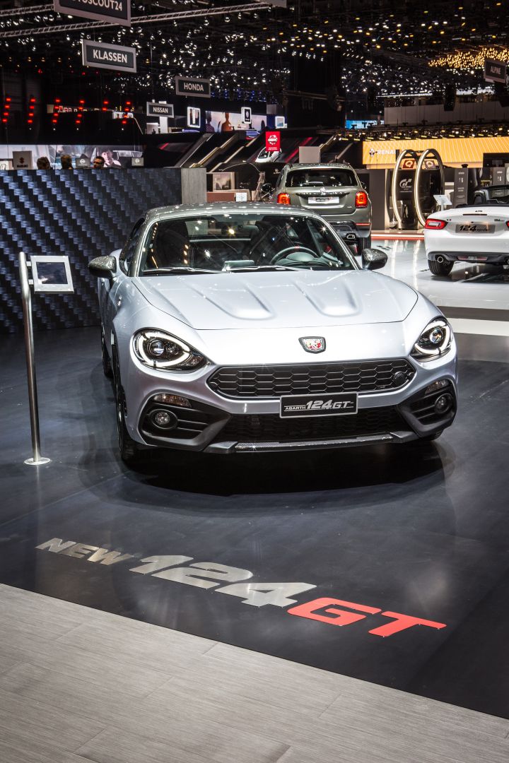 Fiat 124 Spider photo 5