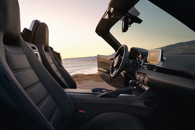 Fiat 124 Spider photo 66