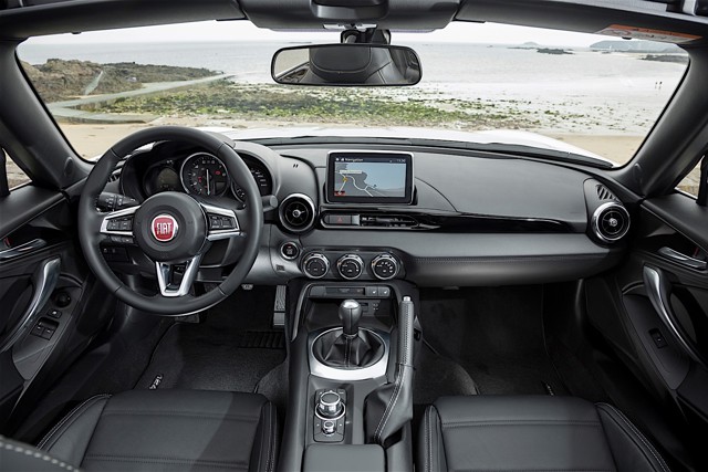 Fiat 124 Spider photo 67