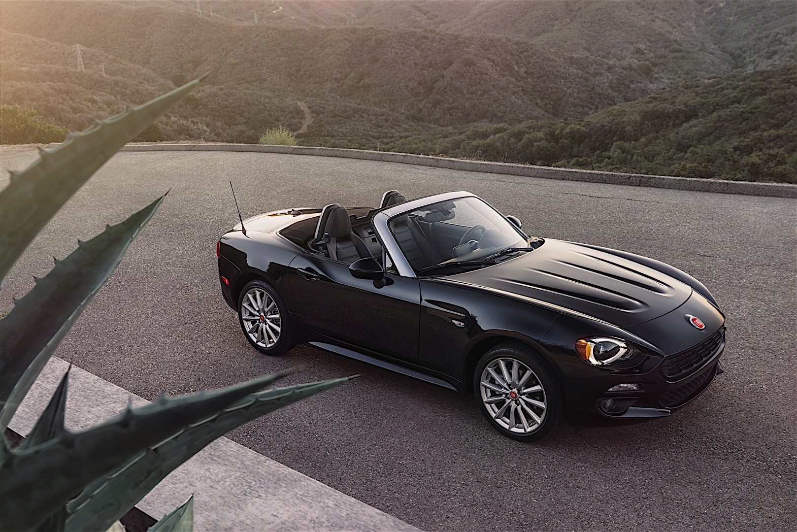Fiat 124 Spider photo 44