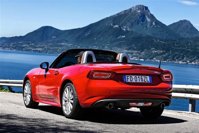 Fiat 124 Spider photo 51