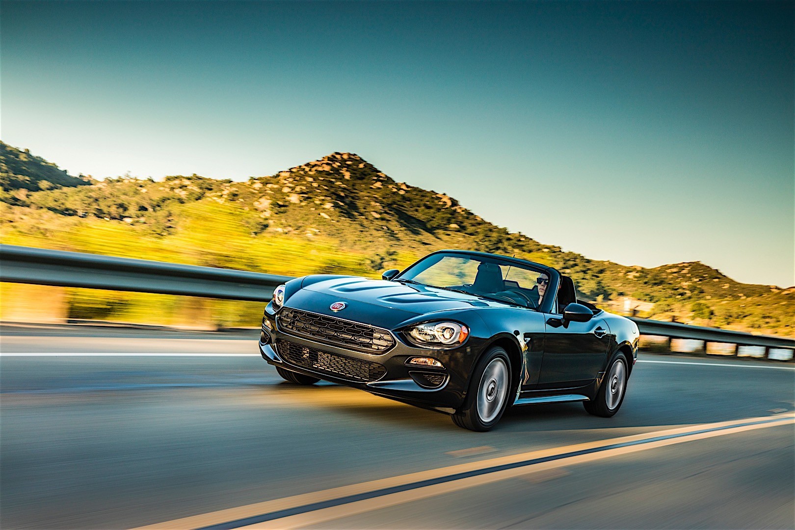Fiat 124 Spider photo 55