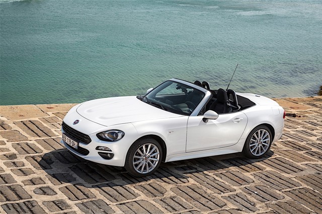 Fiat 124 Spider photo 60