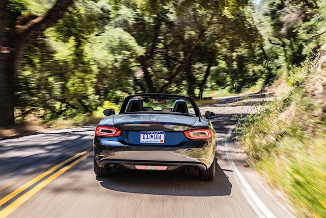 Fiat 124 Spider photo 61