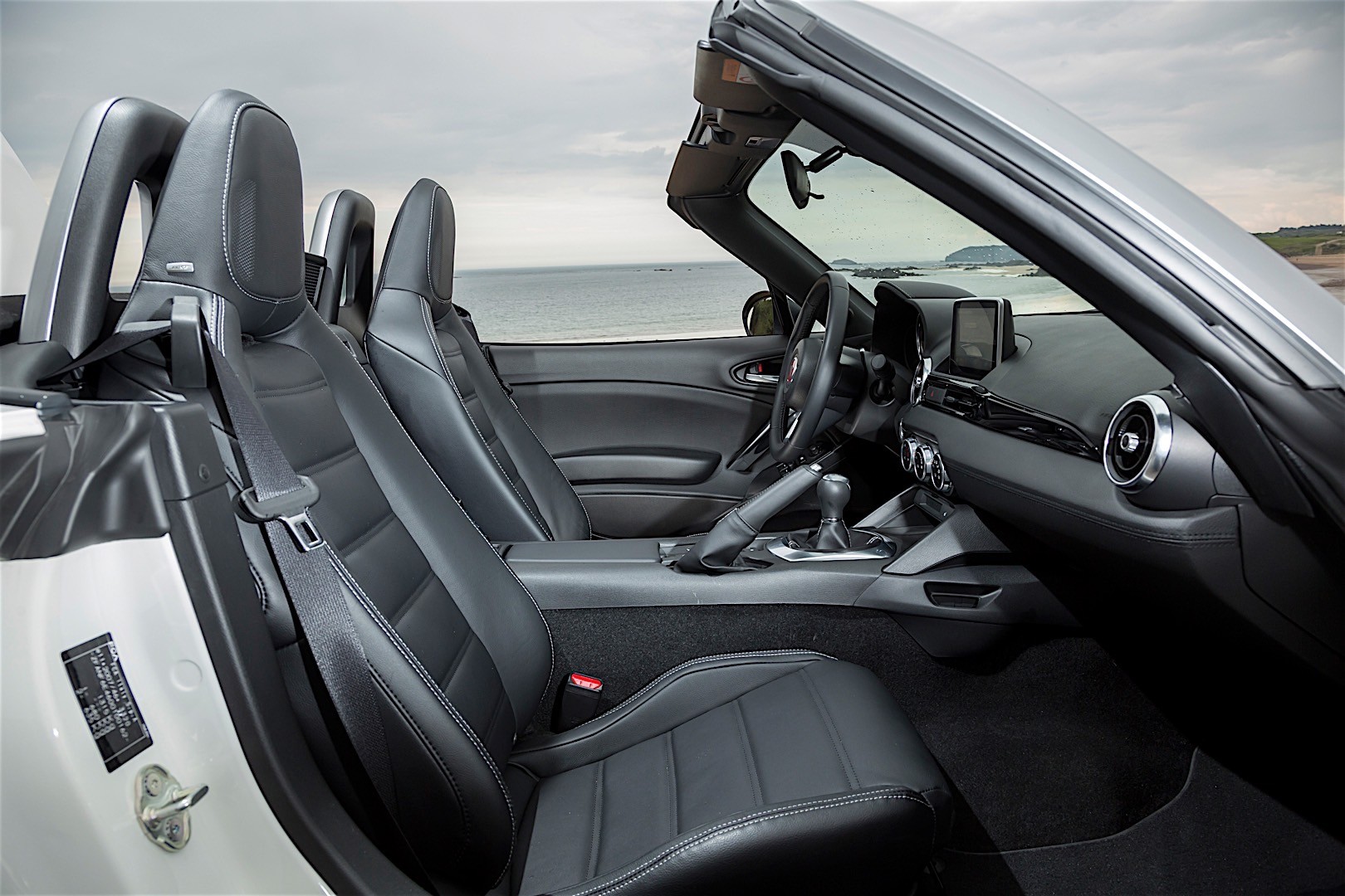 Fiat 124 Spider photo 69