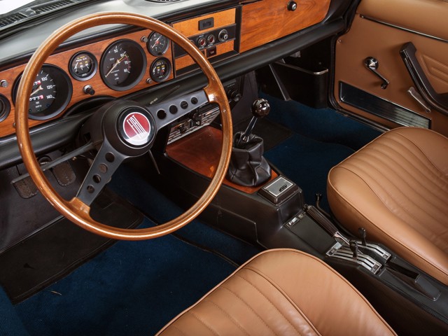 Fiat 124 Spider photo 7