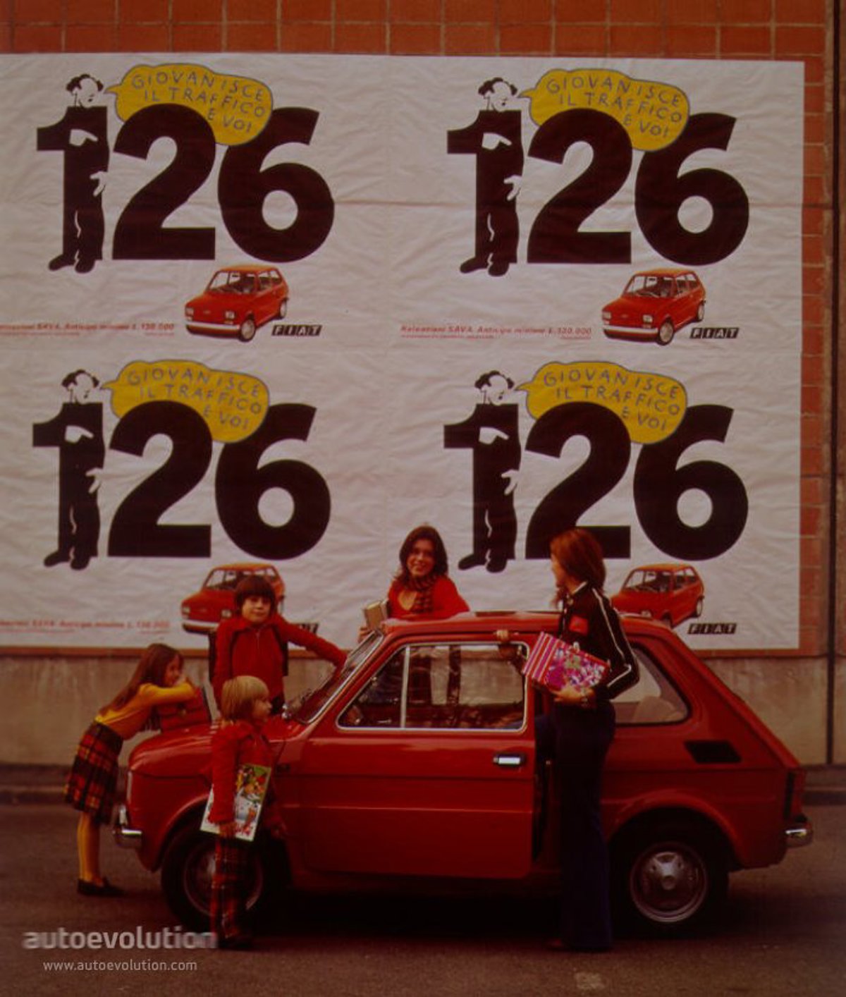 Fiat FIAT 126 0.7L 4MT RWD (26 HP)