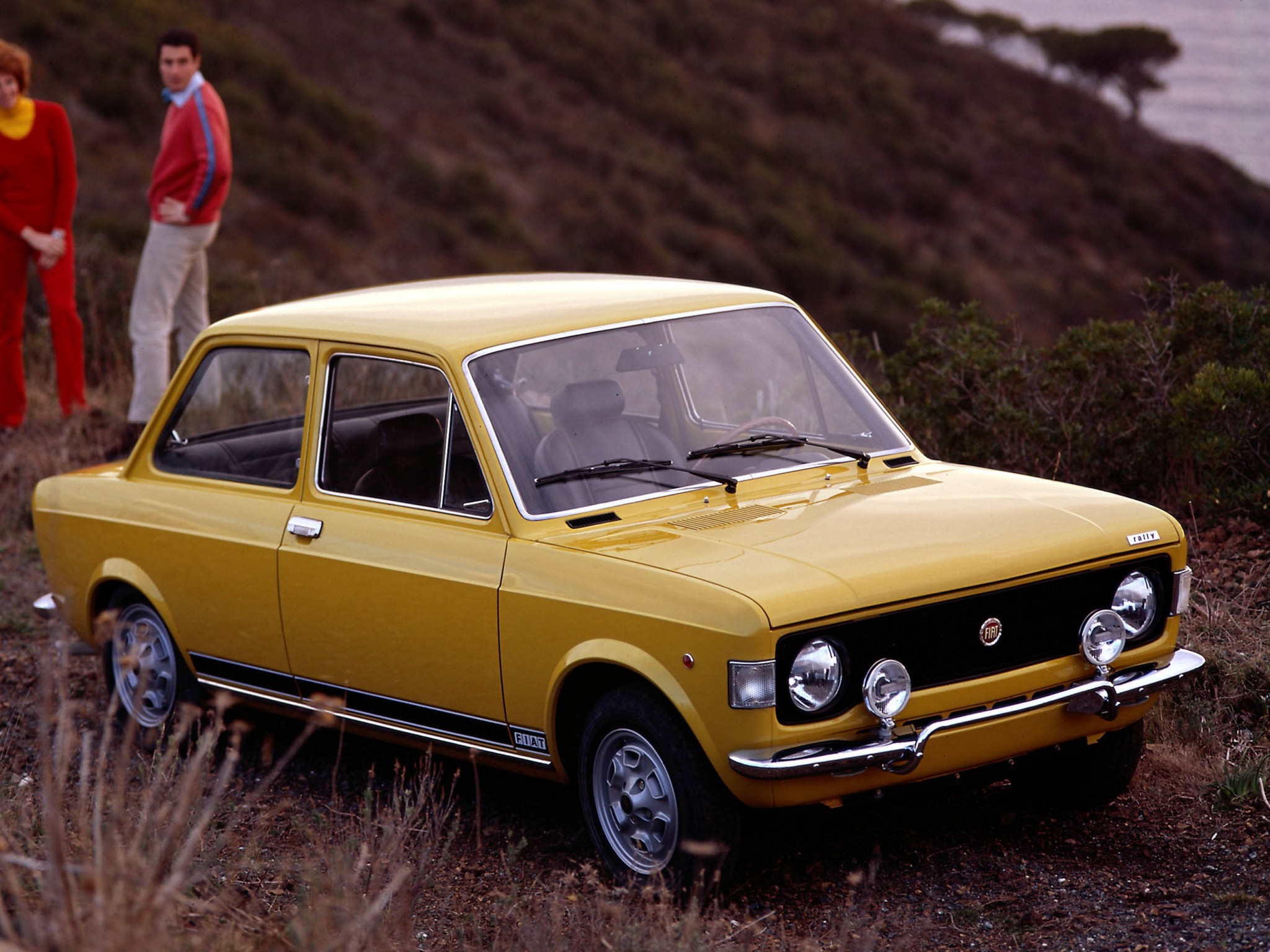 Fiat 128 Coupe photo 8