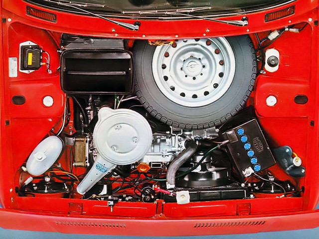 Fiat 128 Saloon foto 19