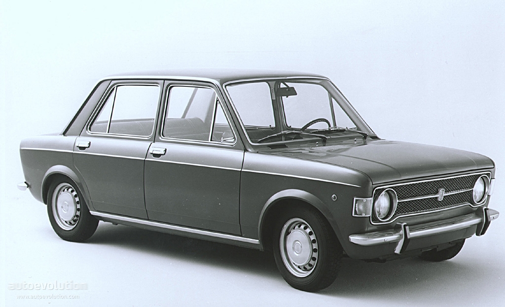 Fiat 128 Saloon photo 3