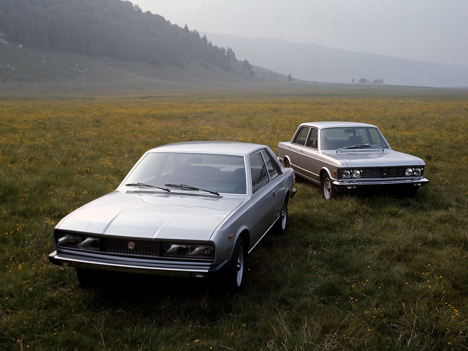 Fiat 130 Coupe photo 10