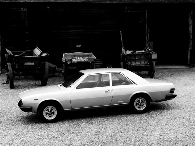 Fiat 130 Coupe photo 5