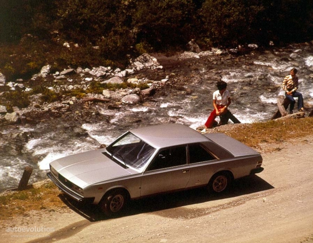 Fiat 130 Coupe photo 1