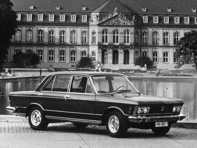 Fiat 130 Limousine Foto 11