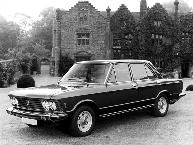 Fiat 130 Limousine Foto 5