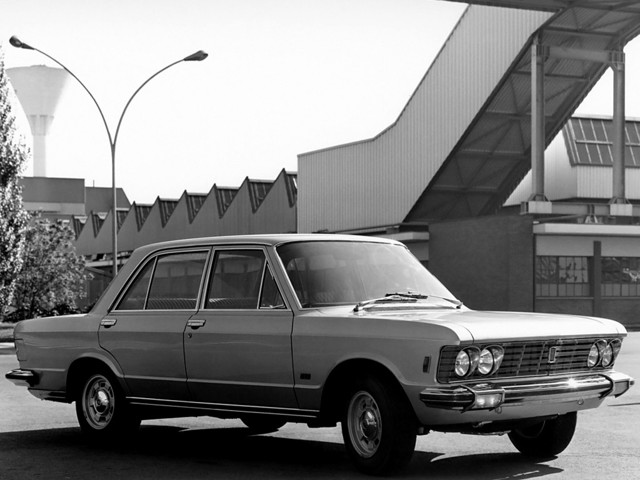 Fiat 130 Limousine Foto 6