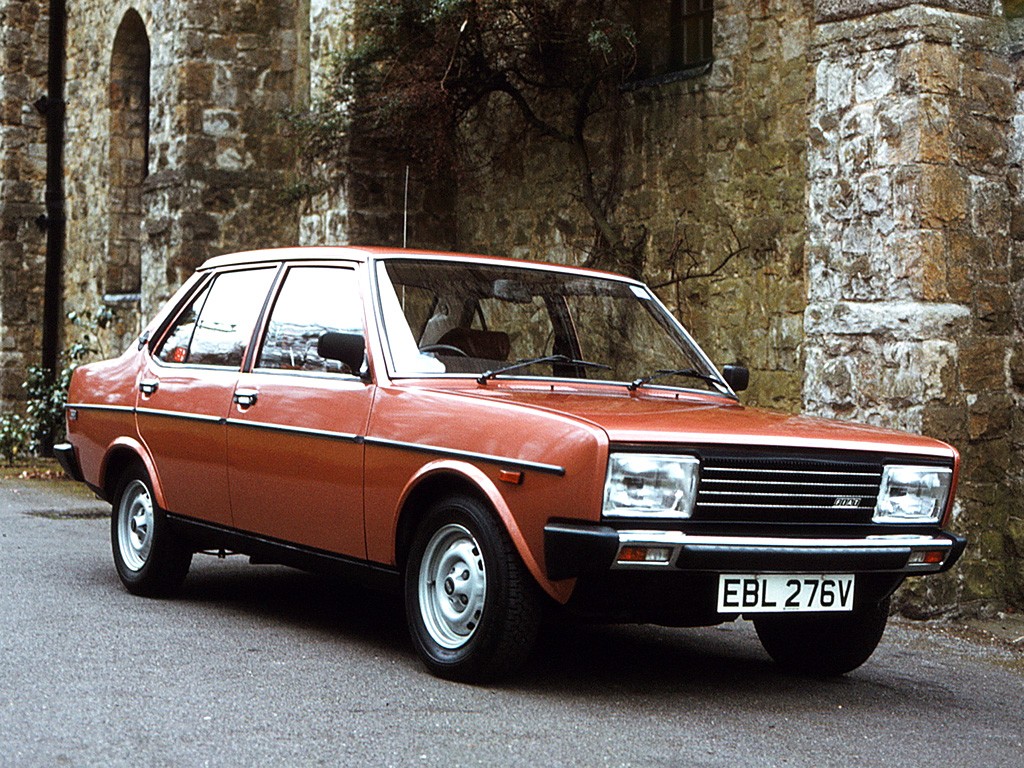 Fiat 131 4 Doors photo 6