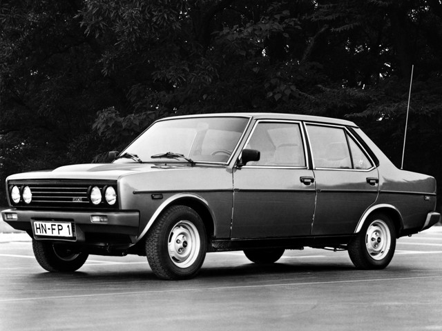 Fiat 131 4 Doors photo 12