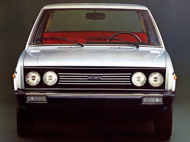 Fiat 131 4 Doors photo 16