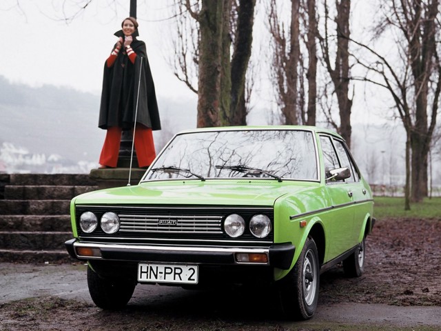 Fiat 131 4 Doors photo 18