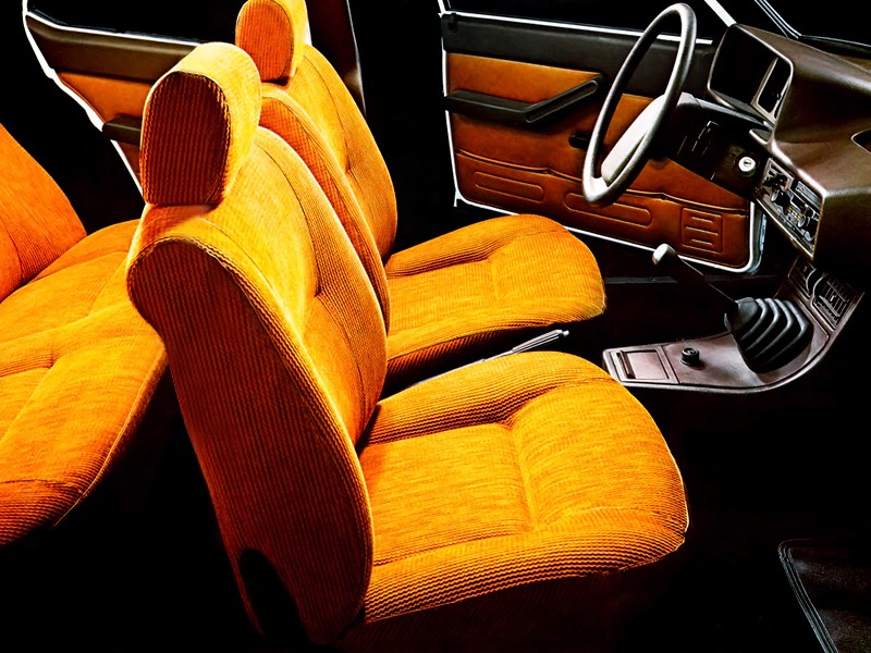 Fiat 131 4 Doors photo 26