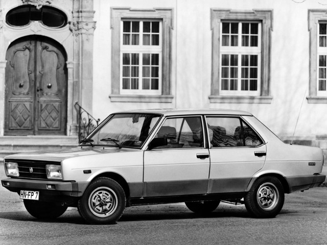 Fiat 131 4 Doors foto 7