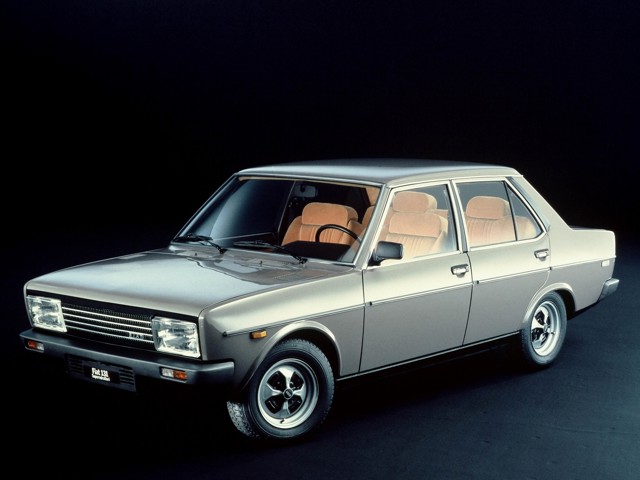 Fiat 131 4 Doors foto 13