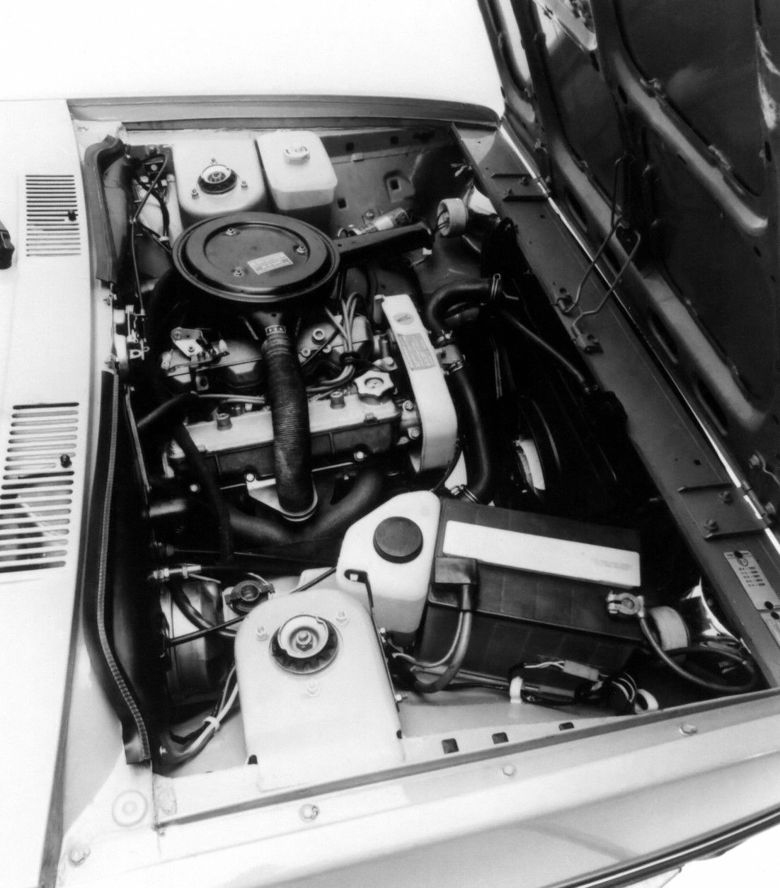 Fiat 131 4 Doors photo 17