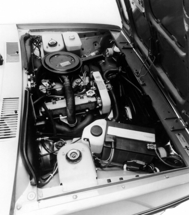 Fiat 131 4 Doors foto 17