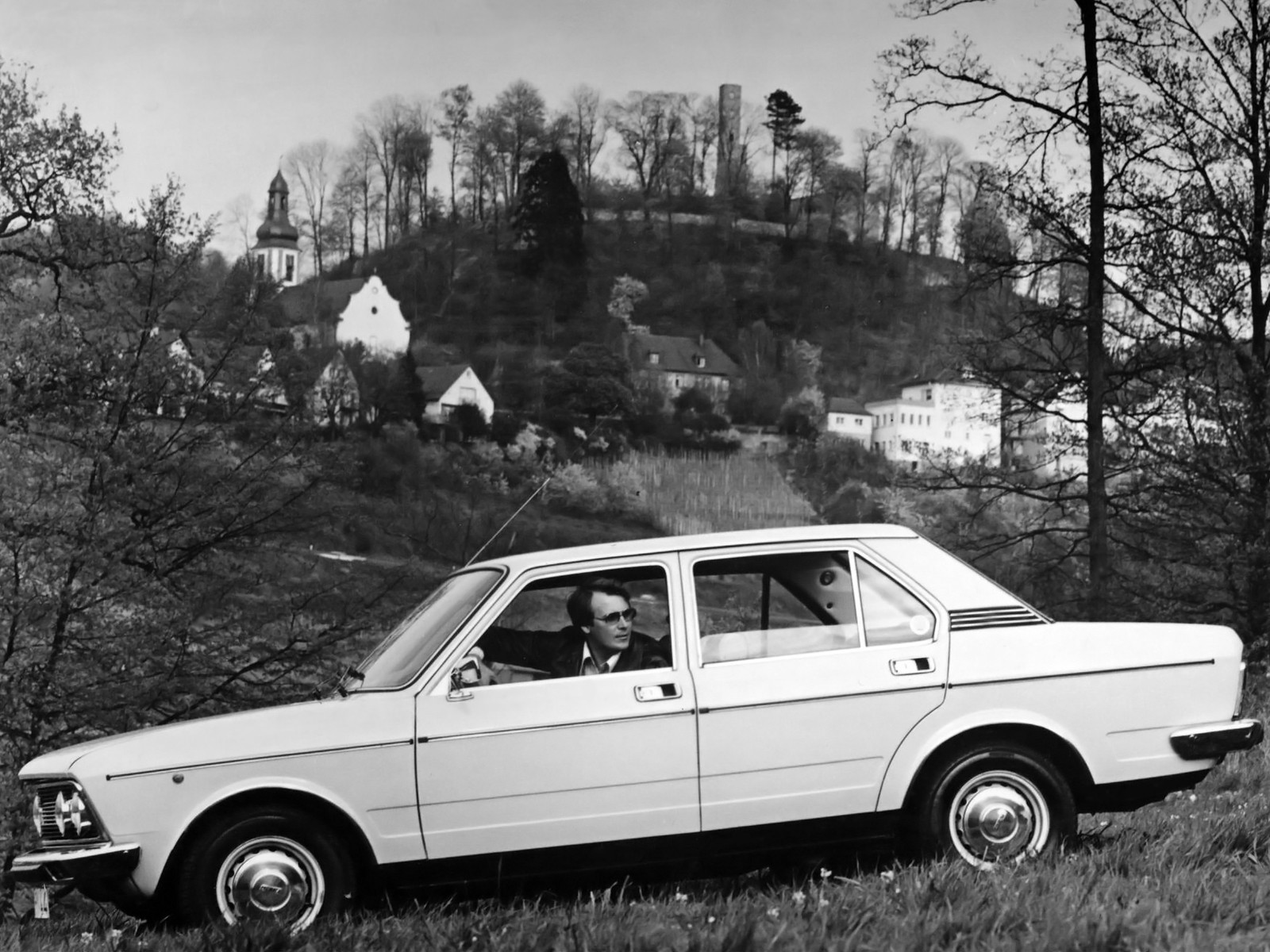 Fiat 132 photo 16