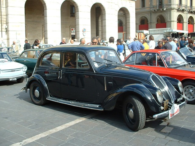 Fiat 1500 photo 2