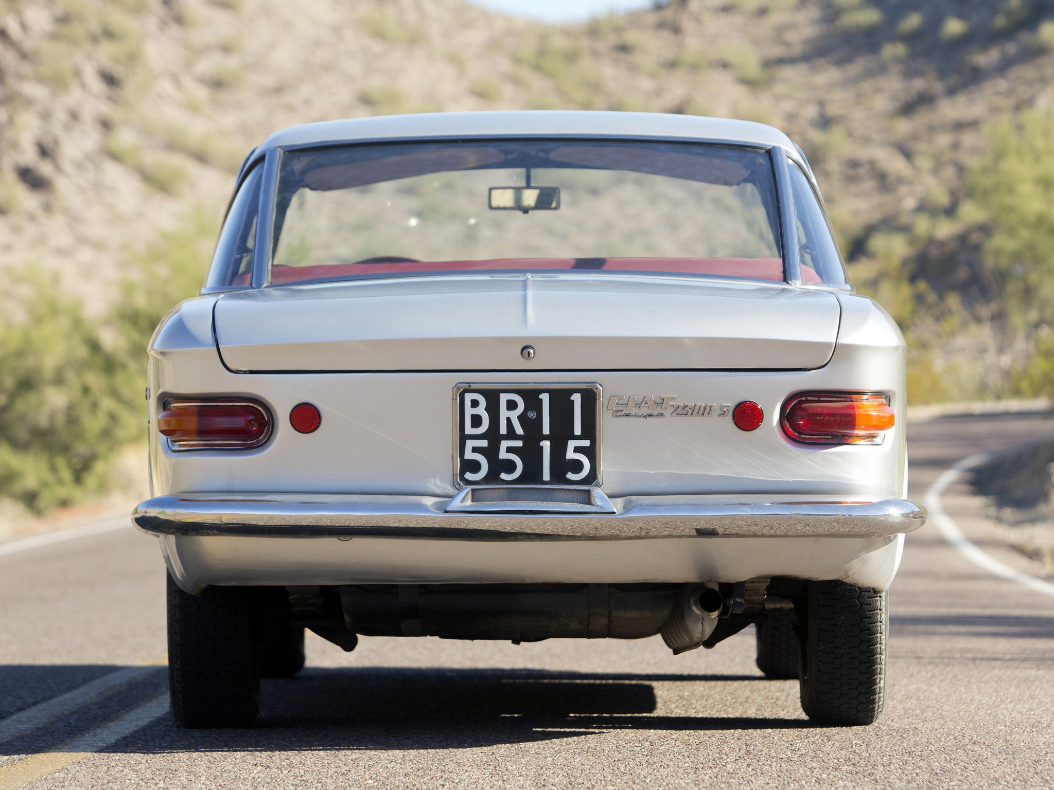 Fiat 2300 Coupe photo 21