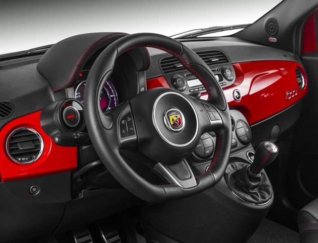 Fiat 500 Abarth photo 136