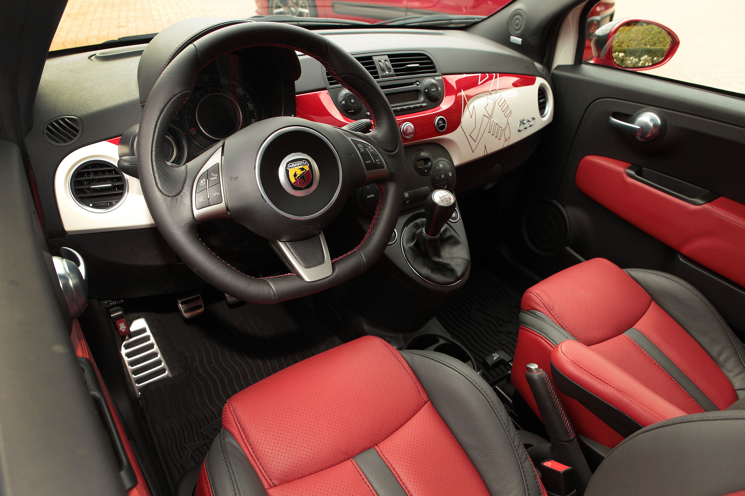 Fiat 500 Abarth photo 137