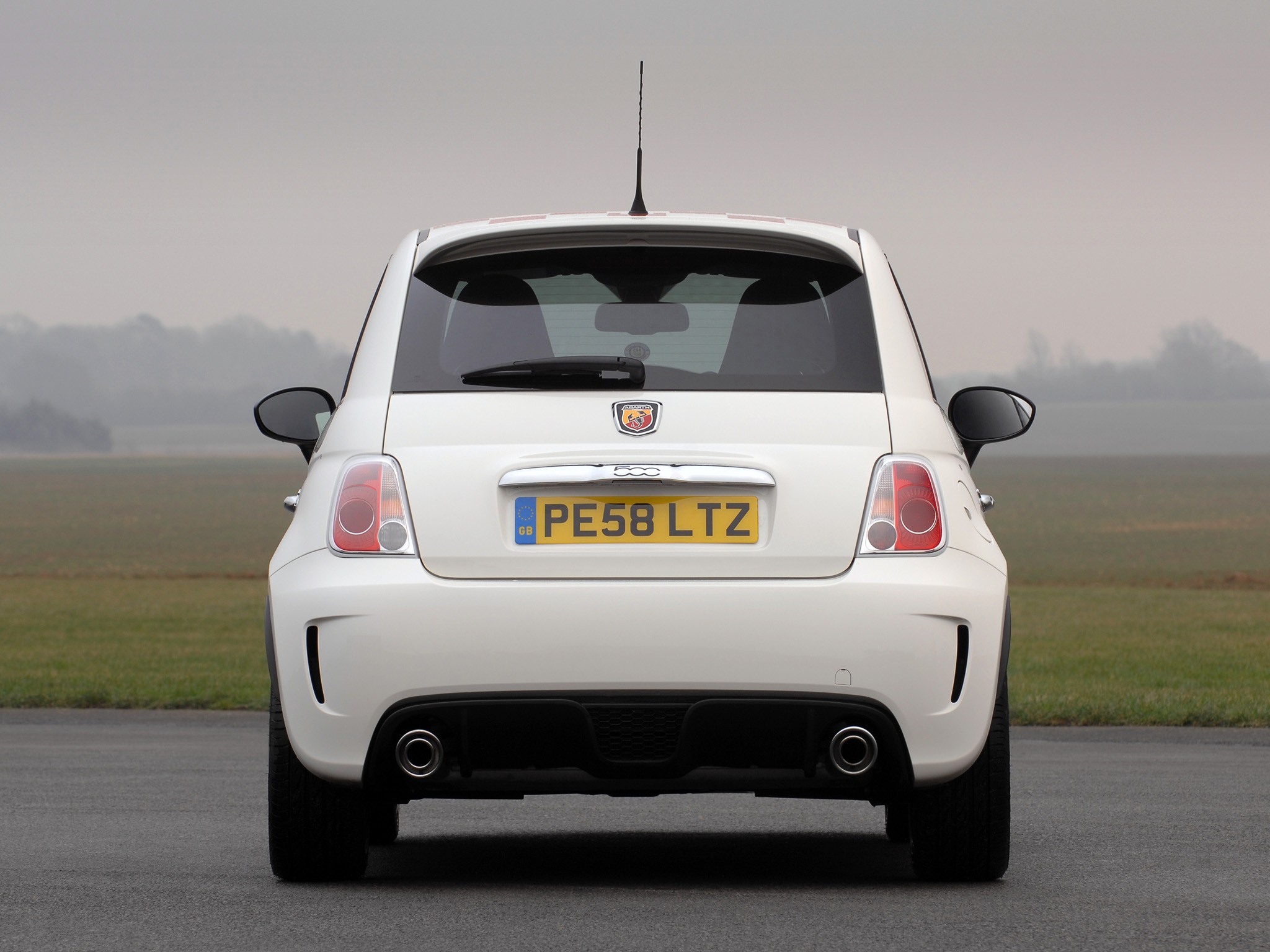 Fiat 500 Abarth photo 32