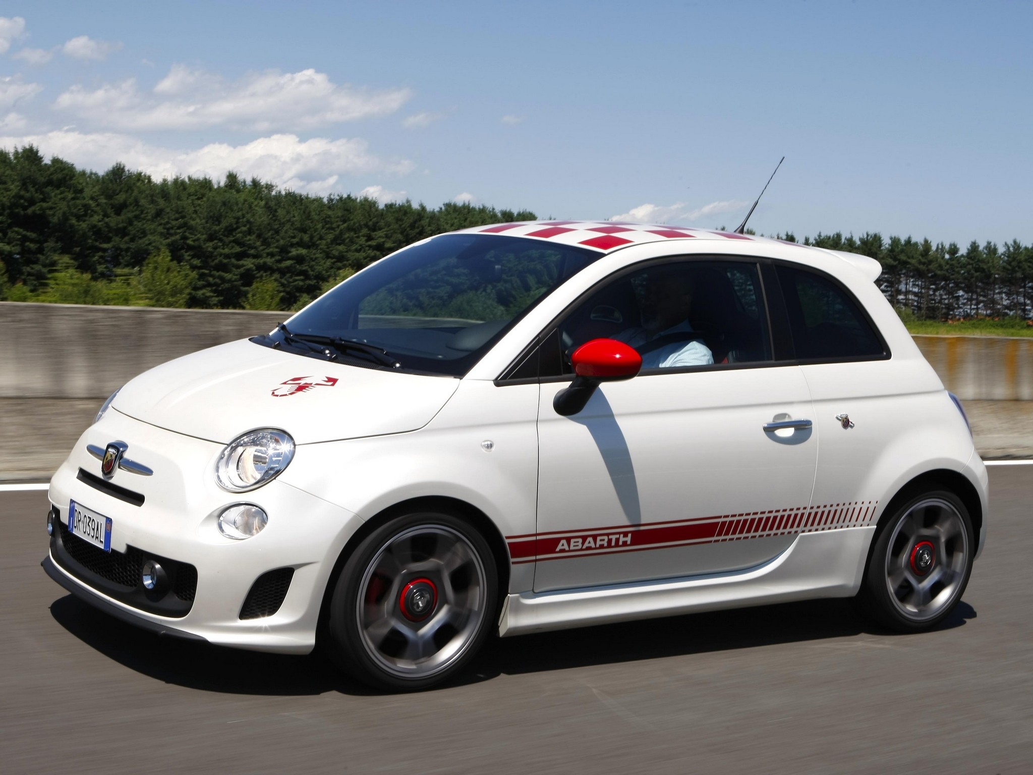 Fiat 500 Abarth photo 39