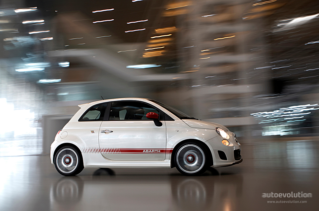 Fiat 500 Abarth photo 24