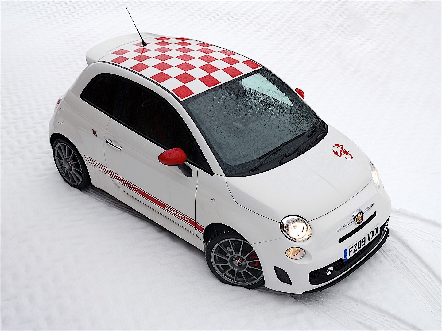 Fiat 500 Abarth photo 14