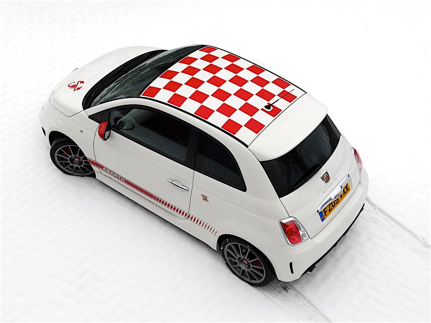 Fiat 500 Abarth photo 25