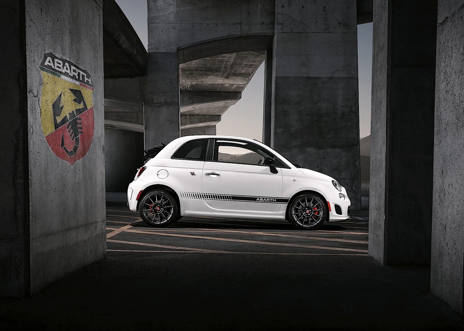 Fiat 500 Abarth photo 8