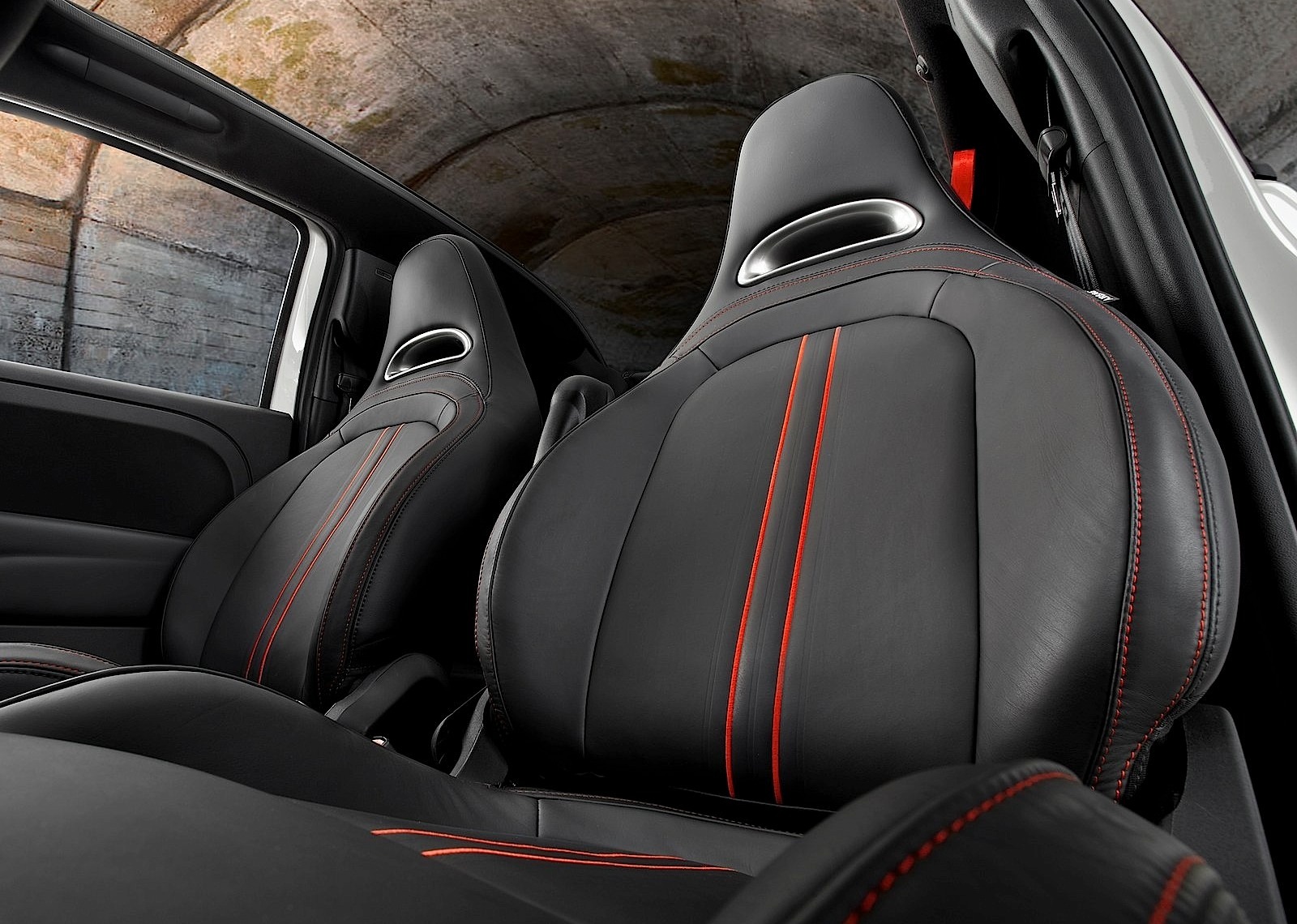 Fiat 500 Abarth photo 37