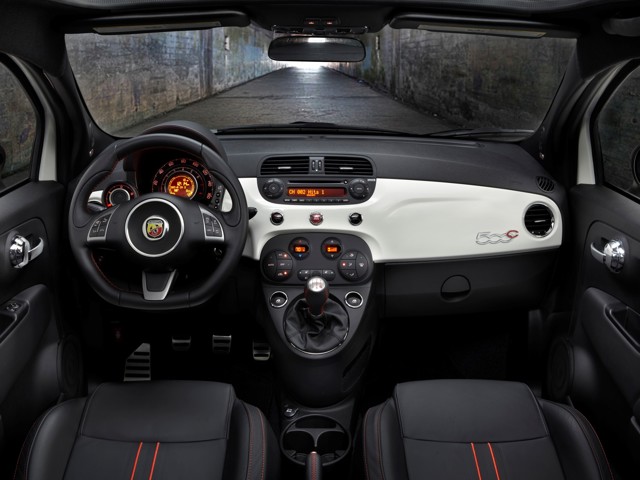 Fiat 500 Abarth photo 42