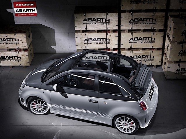 Fiat 500 Abarth foto 2