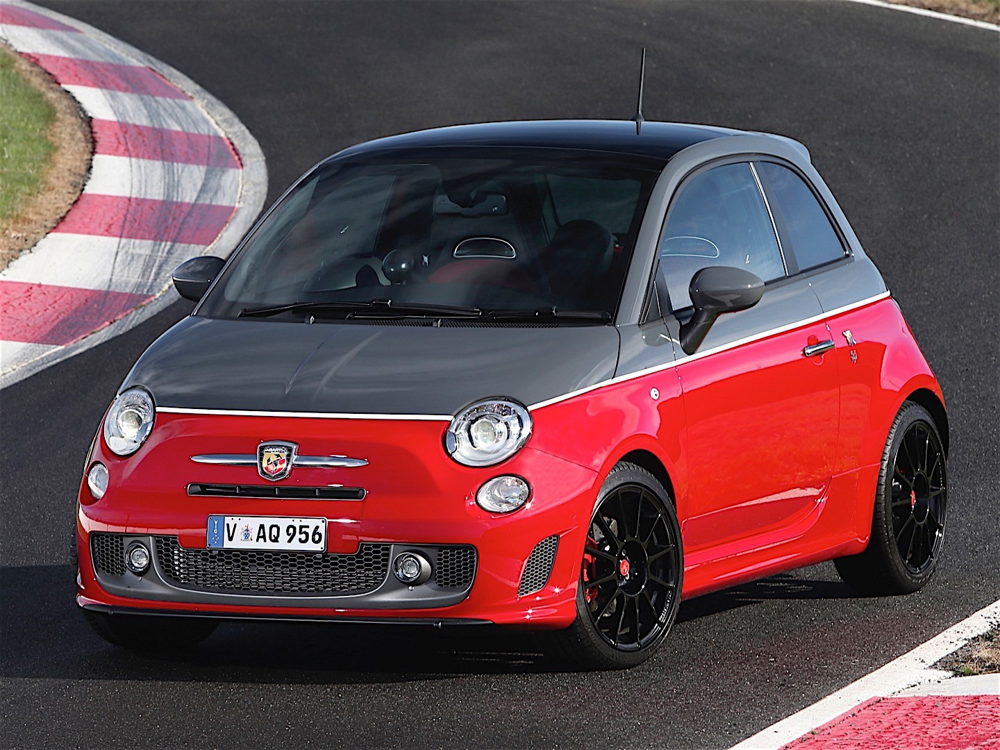 Fiat 500 Abarth photo 10