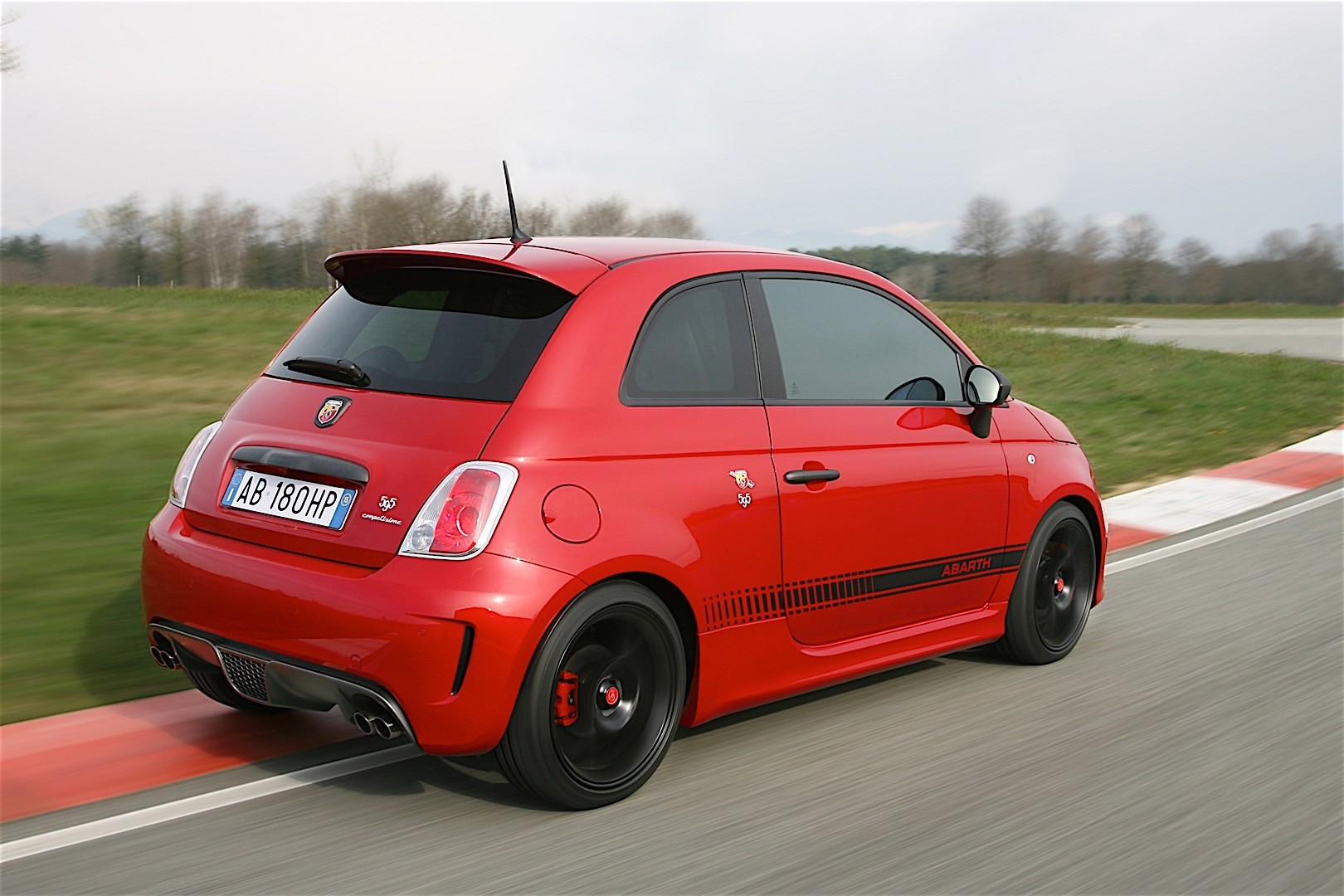 Fiat 500 Abarth photo 15
